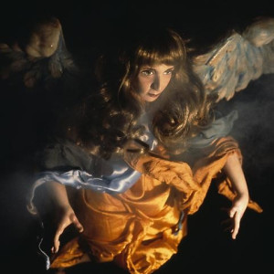 Angel (Center/Facing Right)