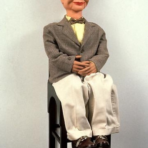 Clothes Make the Man: Don't I know It