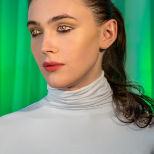 How We See/Edie (Green)