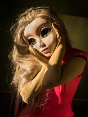 Laurie Simmons, Critic's Pick, Salon 94 Bowery